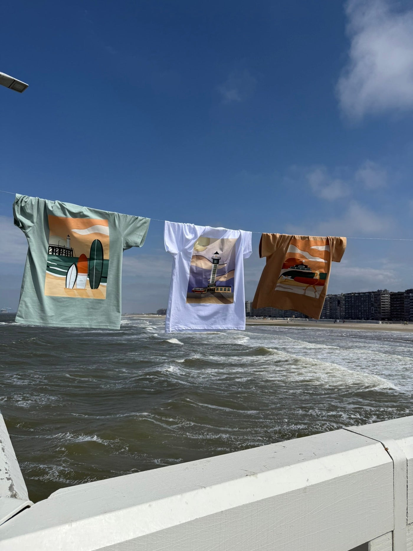 Onze eerste eigen unisex kledinglijn.